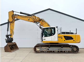Ekskavator perayap LIEBHERR R 926