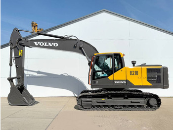 Ekskavator perayap VOLVO EC210
