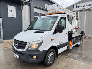 Platform udara yang dipasang di truk MERCEDES-BENZ Sprinter 516