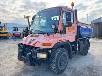 Truk UNIMOG U300