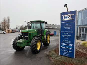 Traktor JOHN DEERE 7800