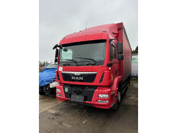 Truk dengan terpal samping MAN TGM 18.340