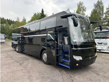 Bus pariwisata TEMSA