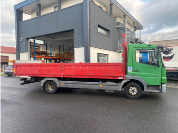 Truk flatbed MERCEDES-BENZ Atego 818