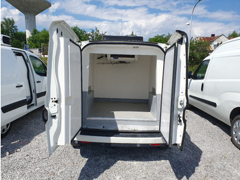 Van berpendingin FIAT Doblo
