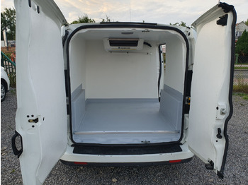 Van berpendingin FIAT Doblo