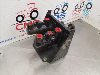 Silinder rem untuk Peralatan pertanian International Case 885 Xl, 85, Case 4200, Brake Master Cylinder 1287843c91: gambar 2 Silinder rem untuk Peralatan pertanian International Case 885 Xl, 85, Case 4200, Brake Master Cylinder 1287843c91: gambar 2
