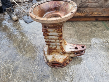 As roda belakang MASSEY FERGUSON