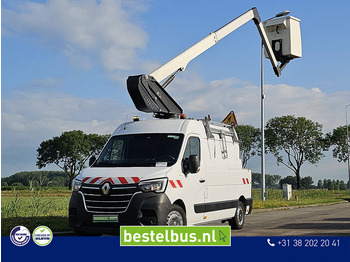 Van pengiriman RENAULT Master 2.3