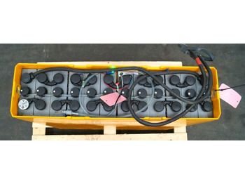Baterai untuk Peralatan untuk menangani material Jungheinrich unknown | Battery 24V465Ah 24 3PZS465 year 21/2020 370 kg dimension Battery 24V465Ah 24 3PZS465 year 21/2020 370 kg dimensions 78,5x21x79cm sn. 7540926001: gambar 2