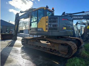 Ekskavator perayap VOLVO ECR235EL