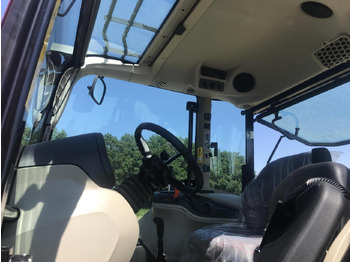 Traktor baru Massey Ferguson MF 4708 M: gambar 3