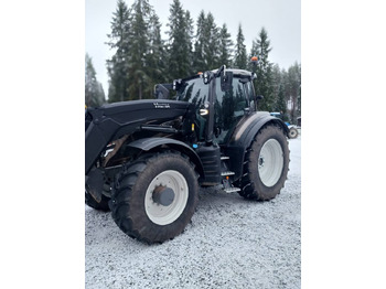 Traktor VALTRA T-series