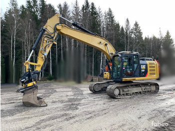 Ekskavator perayap CATERPILLAR 323FL