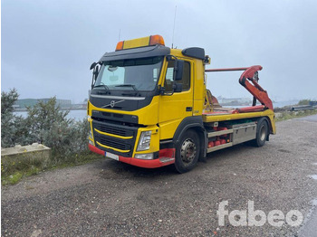 Truk skip loader VOLVO FM 330