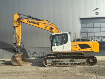 Ekskavator perayap LIEBHERR R 926