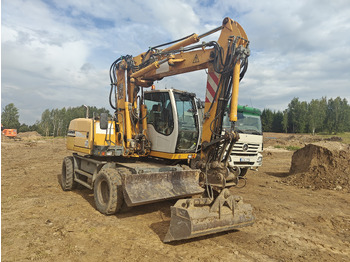 Ekskavator roda LIEBHERR