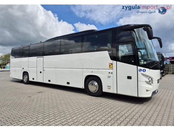 Bus pariwisata BOVA