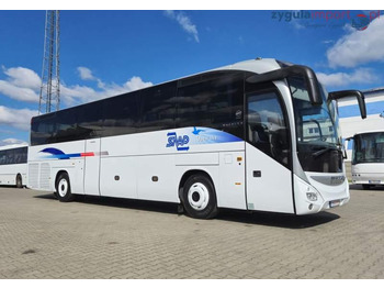 Bus pariwisata IVECO Magelys