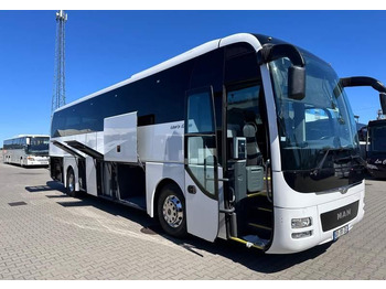 Bus pariwisata MAN Lion's Coach