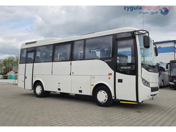 Bus pinggiran kota