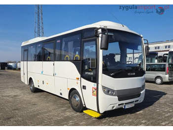 Bus pinggiran kota