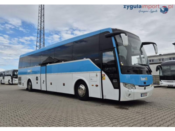 Bus pariwisata TEMSA