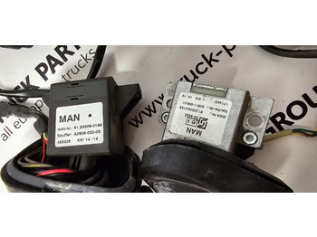 Suku cadang untuk Truk baru MAN MAN TGX / TGS EURO6 steering controllers set, driving position buttons, steering column switch, steering stalk 81255016035, 81464306026, 81258056006, 81255090159, 81255090188, 81259370064, 81258056005: gambar 3 Suku cadang untuk Truk baru MAN MAN TGX / TGS EURO6 steering controllers set, driving position buttons, steering column switch, steering stalk 81255016035, 81464306026, 81258056006, 81255090159, 81255090188, 81259370064, 81258056005: gambar 3