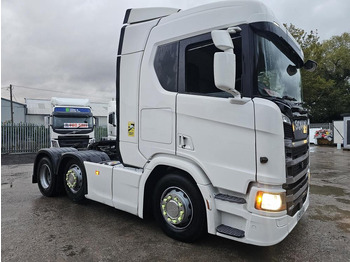 Tractor head SCANIA R 450