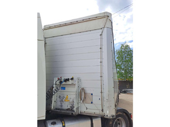Semi-trailer dengan terpal samping SCHMITZ SCS