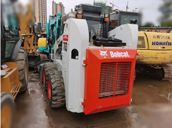 Skid steer BOBCAT