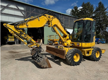 Ekskavator roda KOMATSU