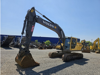 Ekskavator perayap VOLVO EC240BNLC
