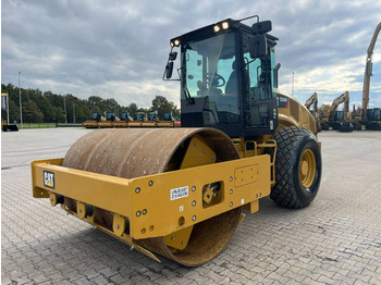 Roller CATERPILLAR