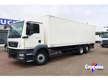 Truk box MAN TGM