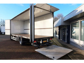 Truk box Renault D250 Bakwagen + Laadklep Deuren: gambar 4