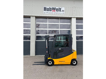 Forklift listrik JUNGHEINRICH EFG 316