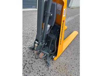 Penumpuk Jungheinrich Scherenhubwagen AMX 10e: gambar 4