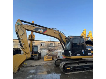 Ekskavator CATERPILLAR 320D