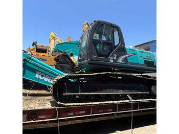 Ekskavator perayap KOBELCO