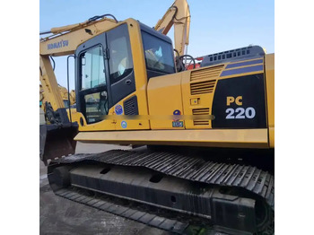 Ekskavator perayap KOMATSU PC200-8