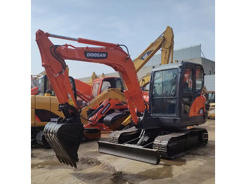 Ekskavator DOOSAN DH55