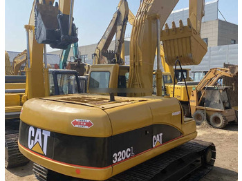 Ekskavator perayap CATERPILLAR 325CL