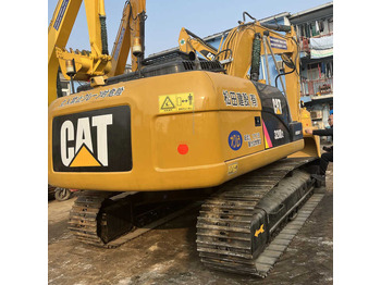 Ekskavator perayap CATERPILLAR 320D
