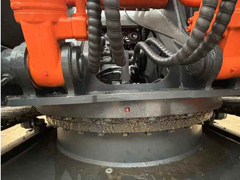 Ekskavator perayap Hot sale Used Hitachi ZX200-3 digger 20ton  Excavator second hand excavator: gambar 3 Ekskavator perayap Hot sale Used Hitachi ZX200-3 digger 20ton  Excavator second hand excavator: gambar 3