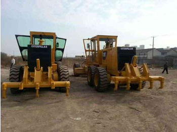 Grader Japan Famous Brand Grader Motor used CAT 140H Used Motor Grader in good condition for sale: gambar 3