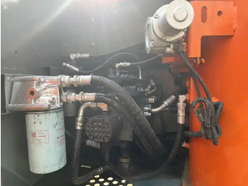 Ekskavator perayap Japan Original 12 ton Used Excavator Hitachi ZX120 in good condition for Sale: gambar 5