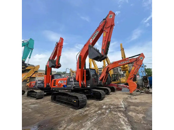 Ekskavator perayap HITACHI ZX120
