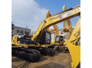 Ekskavator perayap CATERPILLAR 320B