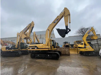 Ekskavator perayap Used Caterpillar CAT 330BL excavator Japan Used CAT330BL 330CL Second Hand hydraulic crawler excavator in stock: gambar 2 Ekskavator perayap Used Caterpillar CAT 330BL excavator Japan Used CAT330BL 330CL Second Hand hydraulic crawler excavator in stock: gambar 2